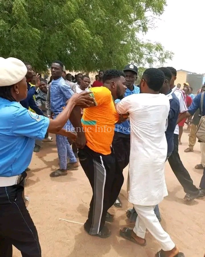 TARABA VARSITY CRISIS, STUDENTS CLASH WITH SECURITY AS LECTURE HALL SHORTAGE DISRUPTS CLASSES