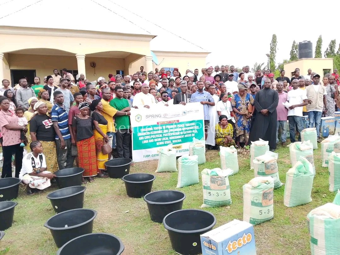BENUE DIOCESE EMPOWERS 15O FARMERS, REPENTANT BANDITS TO TACKLE INSECURITY 