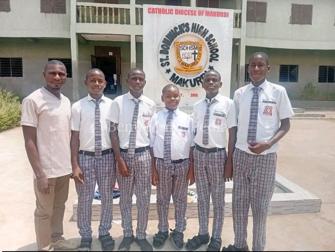 ANGUS FRASER MEMORIAL HIGH SCHOOL RECORDS NATIONAL MATHS SUCCESS, SECURES GOLD & MULTIPLE RECOGNITIONS 